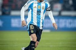 B体育体育网站-欧冠巨星梅西再次出场，帮助球队晋级