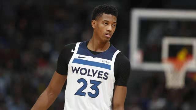 高中生天赋横溢,各大学纷纷争夺优秀新秀 高中生天赋横溢,各大学纷纷争夺优秀新秀