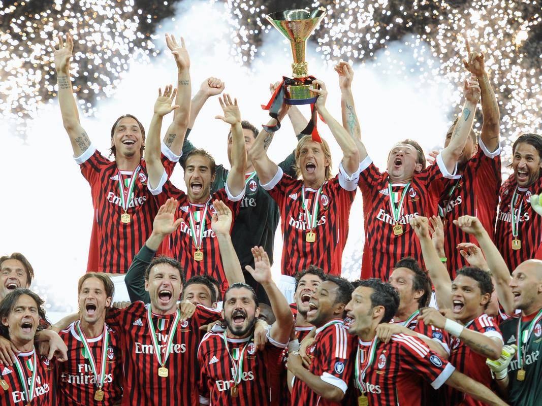 关于AC米兰主帅信心十足，力争保持不败的信息