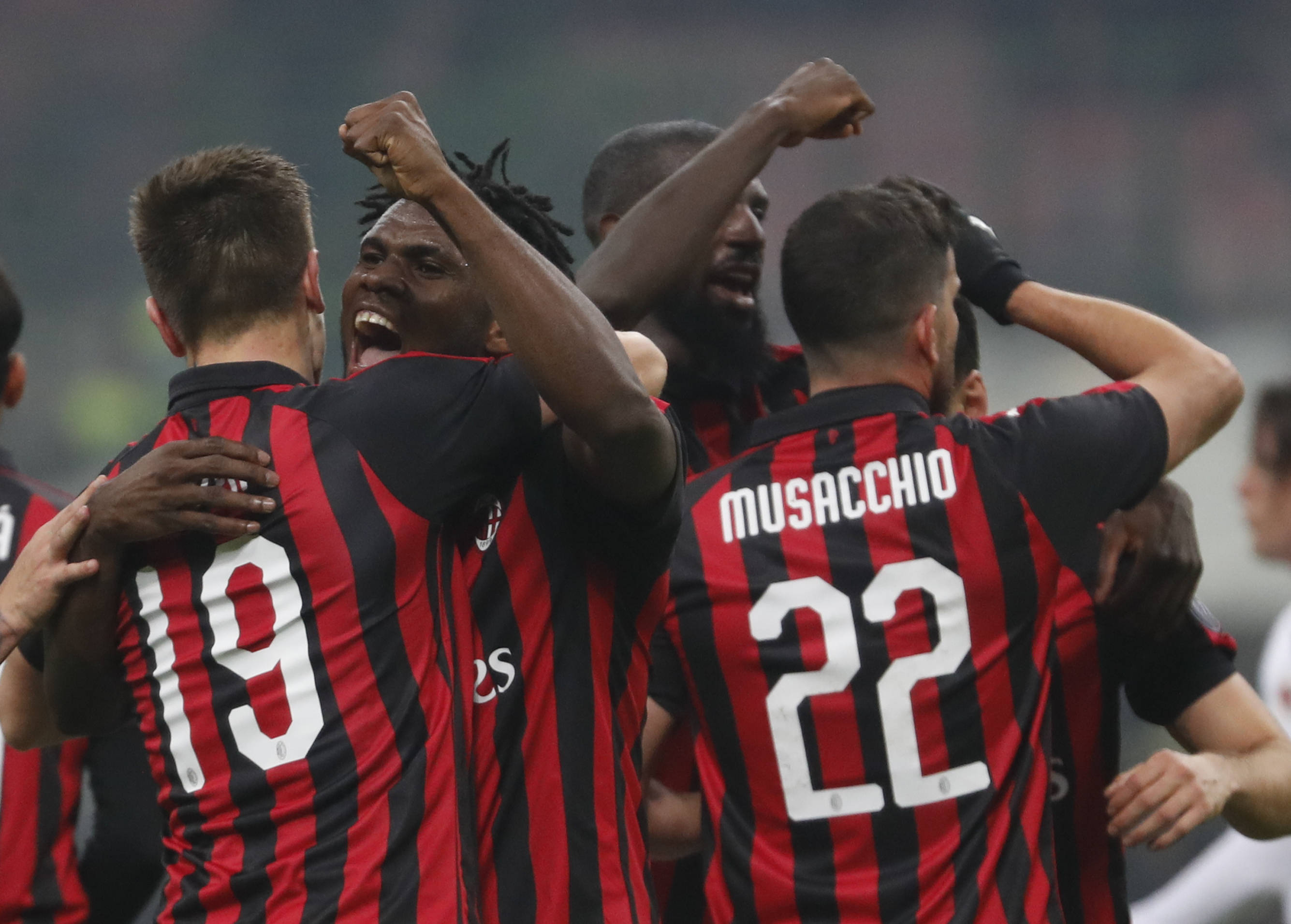 亚特兰大客场大胜卡利亚里，继续保持领先的简单介绍