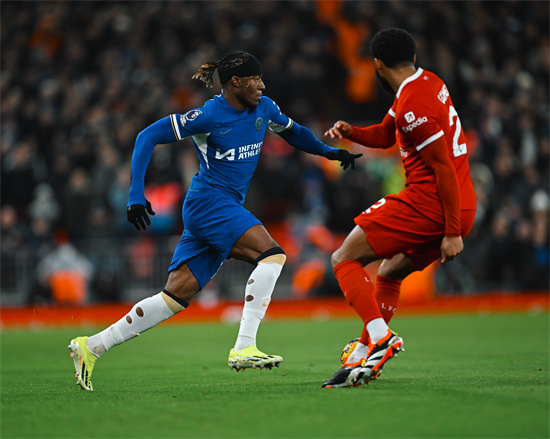 狼队客场逆袭抢分，意外击败对手取得胜利