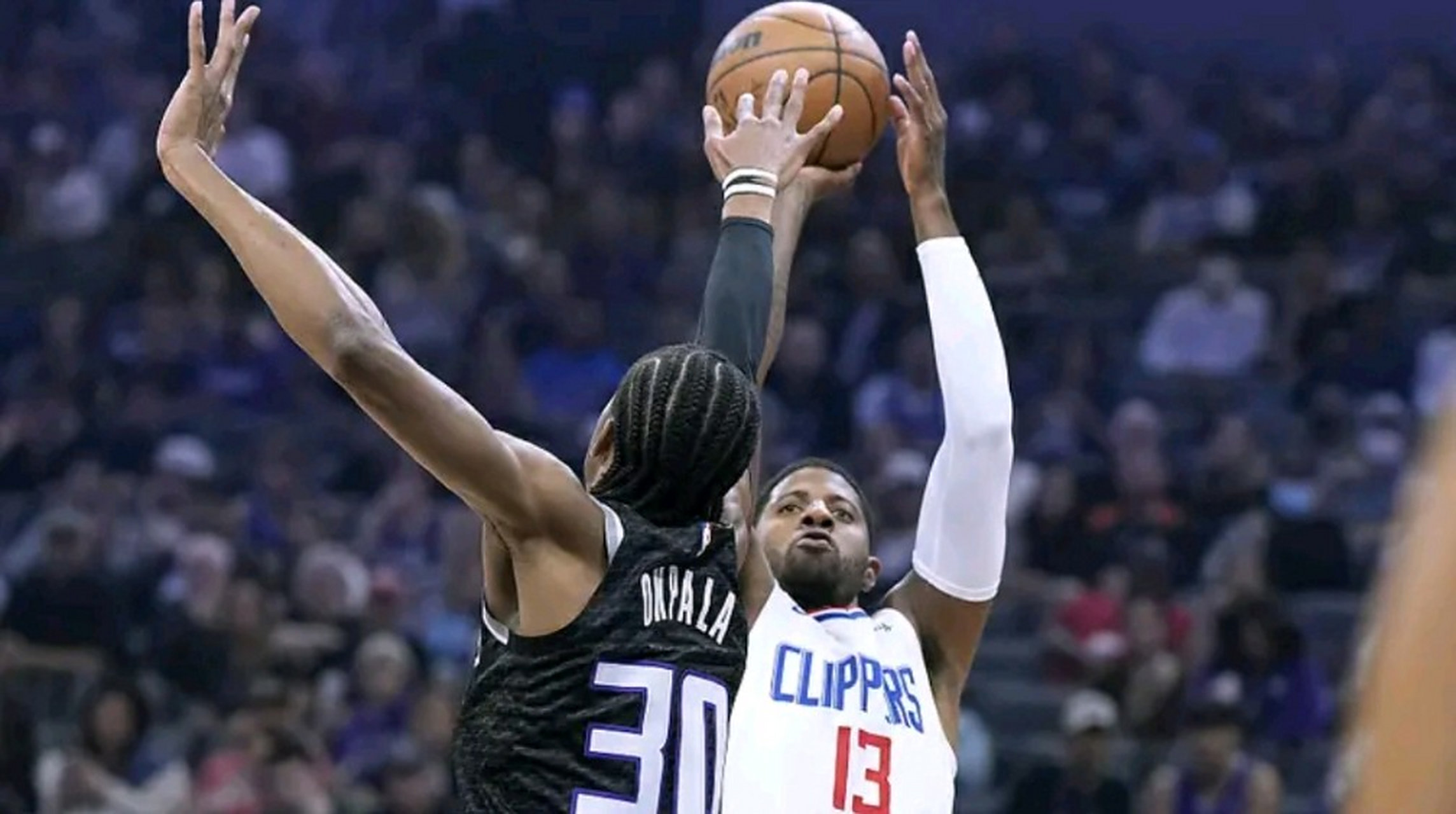 关于快船大胜骑士,乔治狂砍35分!的信息 关于快船大胜骑士,乔治狂砍35分!的信息